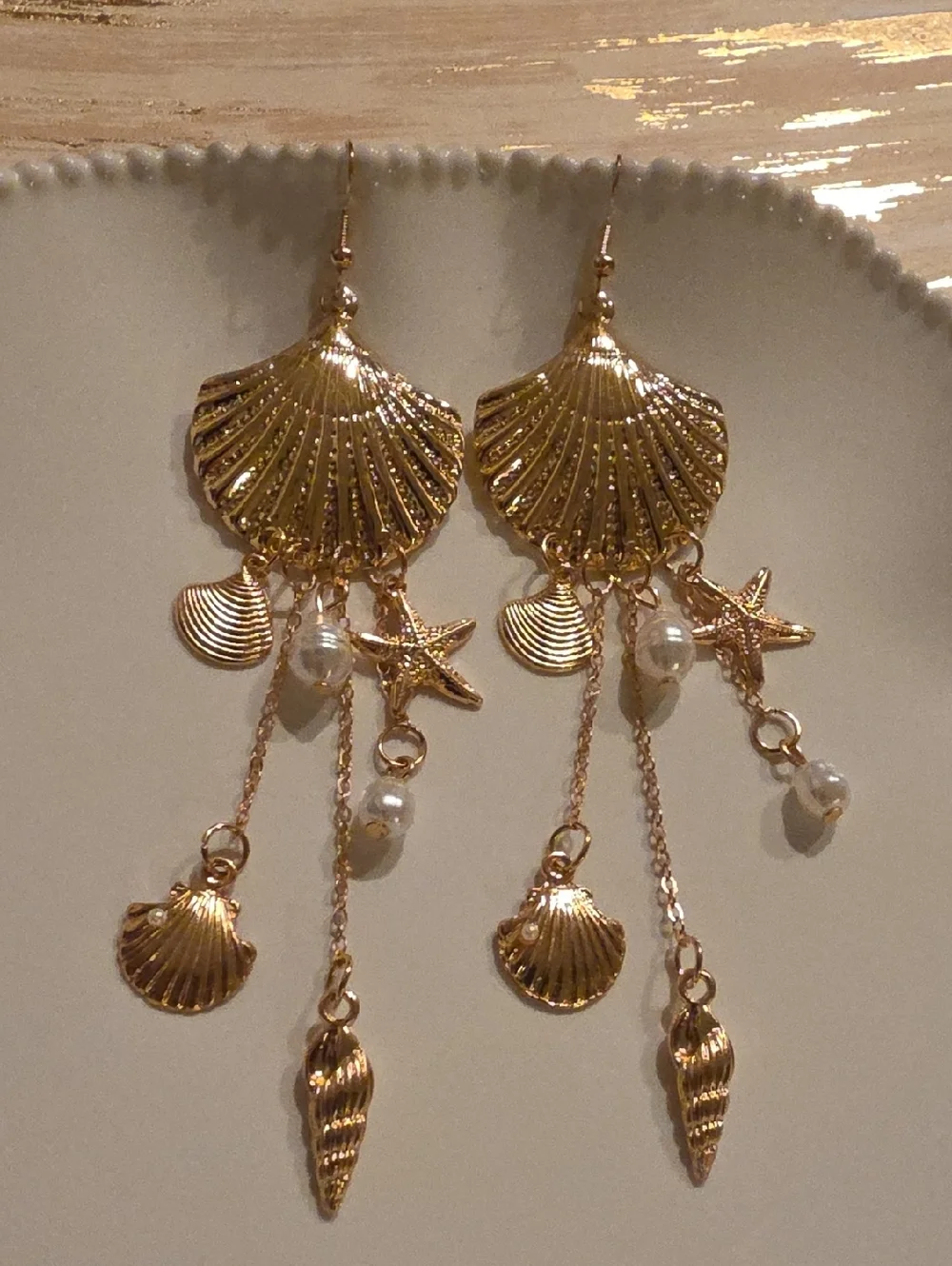 New! Gold Seashell Pearl Earrings Long Dangle Statement • NWOT